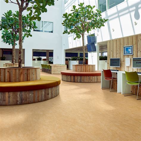 Marmoleum Splash linoleum flooring | Forbo Flooring Systems