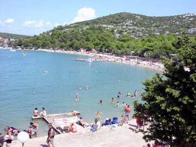 TISNO CROATIA TISNO HOTELS TISNO APARTMENTS TISNO ACCOMMODATION TISNO HOLIDAY RESORTS TISNO ...