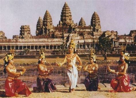 Apsara Dance-One of the Repertory of Dances to the Royal Ballet of Cambodia | IntoCambodia.org