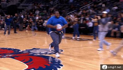 Dunks GIFs - Find & Share on GIPHY