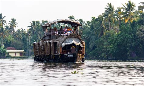 Alleppey Beach, Alleppey - Entry Fee, Visit Timings, Things To Do & More...