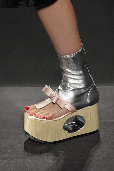 17 Weirdest Shoe Designs Ever | Geniusbeauty