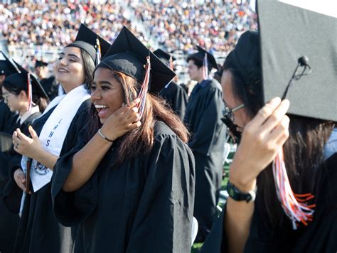 Graduation 2019: Los Amigos High, in Fountain Valley, commencement photos – Orange County Register