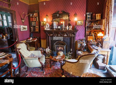 England, London, 221B Baker Street, Sherlock, Holmes, Museum, Sitting Room Stock Photo - Alamy