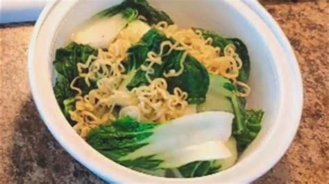 How to make mama noodle soup - YouTube