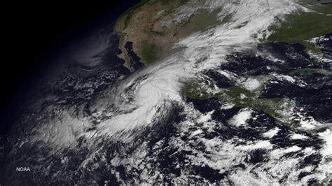 Mexico coast to be hit by record-breaking hurricane | Grist