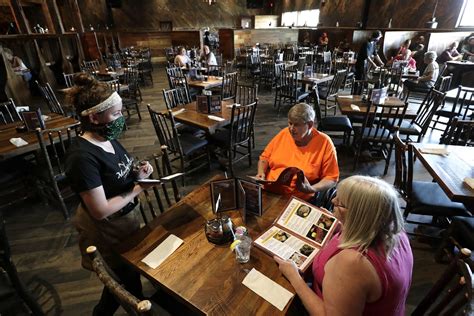 Oshkosh Streetwise: The Mineshaft Restaurant is open for dining and games