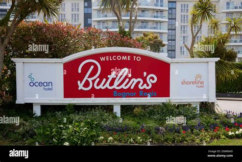 Logo Butlins seen outside the resort in Bognor Regis Stock Photo - Alamy