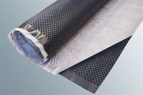 Dimpled membrane with filter fabric drainage mat | Gutta Werke