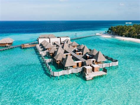 A Tranquil Massage for Two in the Maldives | Hilton Honors Experiences