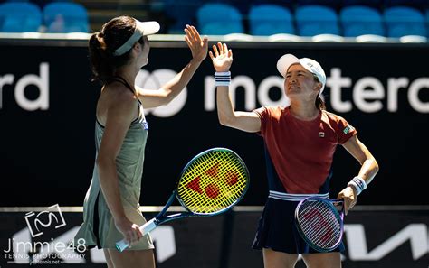 Australian Open 2023: Gabriela Ruse şi Marta Kostyuk au pierdut în ...