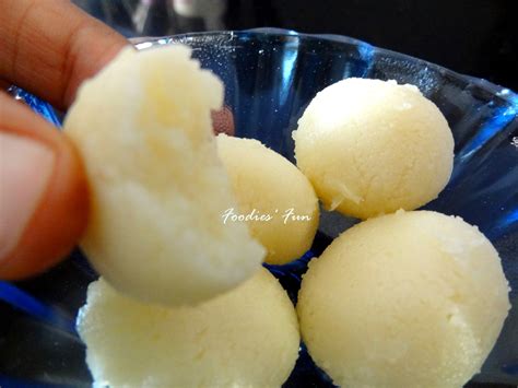 Foodies' Fun...: Rasgulla