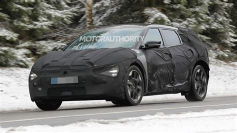 2025 Kia EV6 GT spied with updates