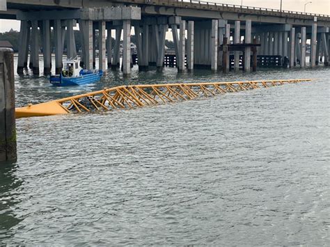 Crane Falls into Water at Hampton Roads Bridge-Tunnel | Chesapeake Bay ...