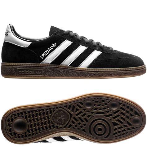 adidas Spezial - Black | www.unisportstore.com