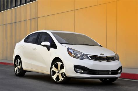 2013 Kia Rio Reviews and Rating | Motor Trend