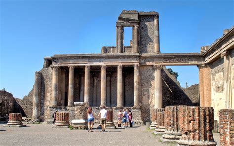 Visiting Pompeii: The Roman city frozen in time