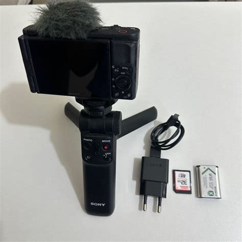 Sony ZV-1 / ZV1 Vlogging Camera, Photography, Cameras on Carousell