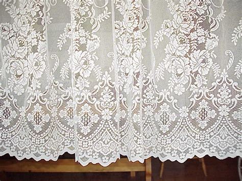 1 Vintage Victorian Cream LACE Curtain Panel 57 Wide