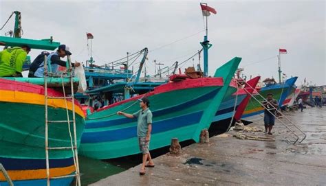 Berbagai Jenis Kapal yang Digunakan Nelayan, Sempat Dilarang Kini Cantrang Diizinkan Kembali ...