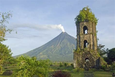 15 Best Bicol Tourist Spots And Things to do in Bicol (Travel Guide ...