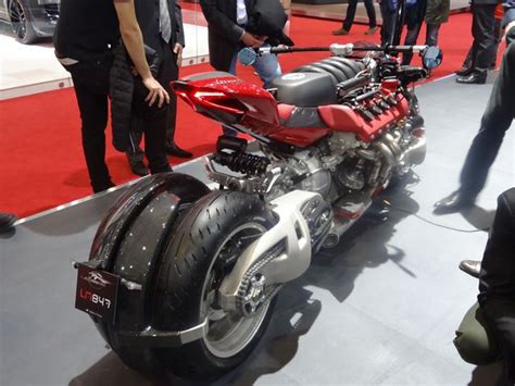 Lazareth LM847 motorcycle rear three quarters right side - NO Car NO ...