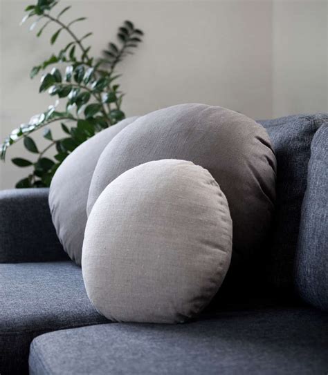 15 Stylish Throw Pillows for Grey Couch - Homenish