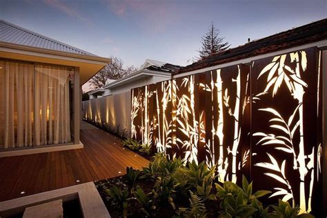 Marvelous Fence Lighting Ideas That Will Make You Say WOW - Page 2 of 3 | Fence design, Privacy ...