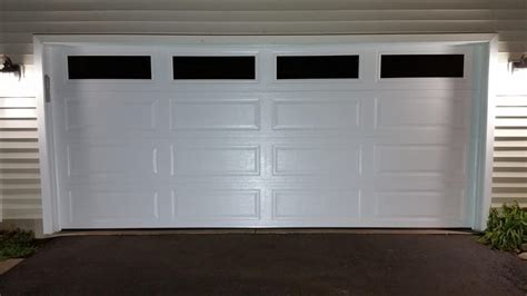 This is a door Link 511, 16x7 , ranch panel ,white with clear Windows . This door is on sale for ...