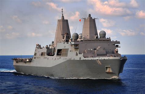 USS New Orleans (LPD 18) | Defence Forum & Military Photos - DefenceTalk