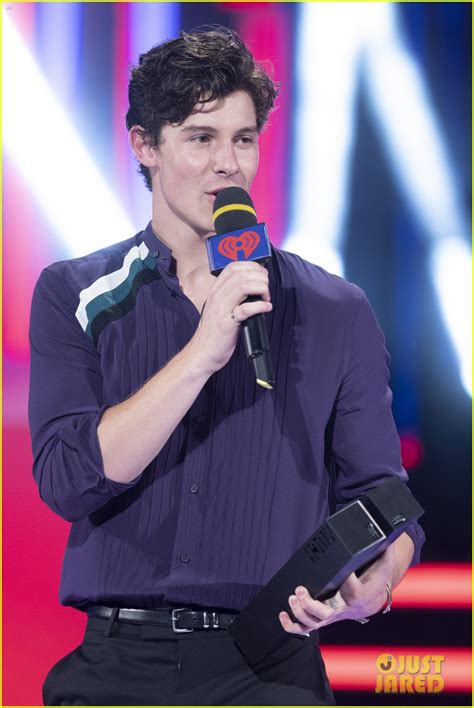 Shawn Mendes Pretends He's Marshmello During the MuchMusic Video Awards!: Photo 4134849 | Photos ...