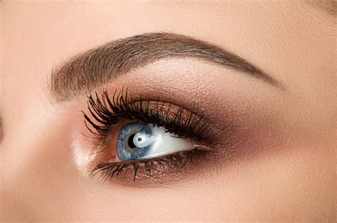 A Quick Guide to Eyebrow Tinting - Salon Nouveau