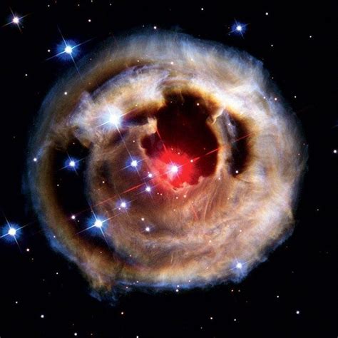 V838 Monocerotis | Hubble space telescope pictures, Nasa hubble, Space telescope