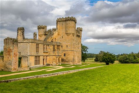 Belsay Hall - Belsay Gardens - Belsay Castle - Northumberland walks