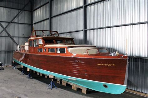 48 Chris-craft 1930 ALLEZ Montréal, , Canada Sold on 2023-12-14 by Denison Yacht Sales