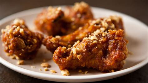 Korean Fried Chicken Wings Recipe - Pillsbury.com