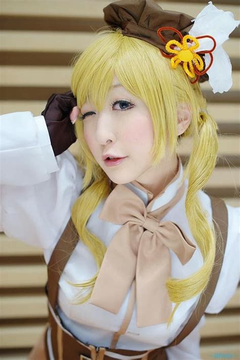 Cosplay Photos in Zip: Puella Magi Madoka Magica Mami Tomoe Cosplay by Chii