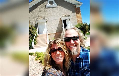 'Sister Wives' Kody Brown Tells All On New Girlfriend