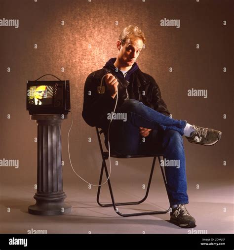 Max Headroom (Matt Frewer) 1985 Stock Photo - Alamy