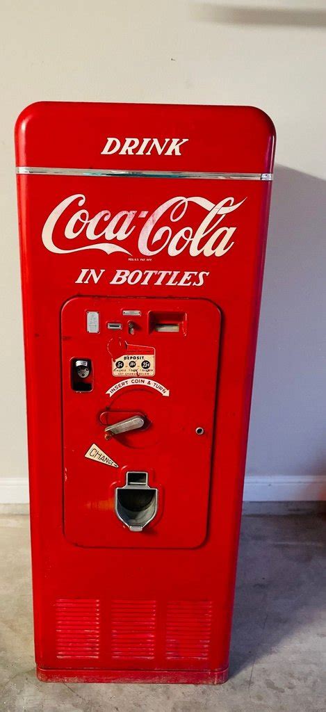 1950 Coca-Cola 139 Vending Machine | Premier Auction