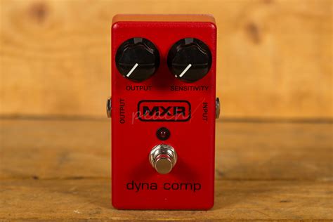 MXR Dyna Comp - Peach Guitars