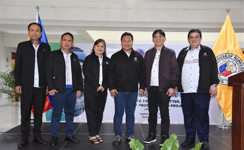 DPWH Joins Congress’ Photo Exhibit on Flagship Projects | BusinessChannel.ph