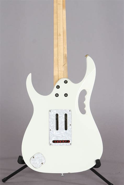 2006 Ibanez Jem 7V White | Guitar Chimp