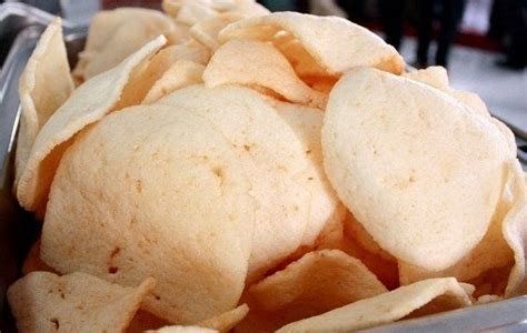 An Ultimate Guide to Krupuk: Indonesian Deep Fried Crackers | Flokq Blog