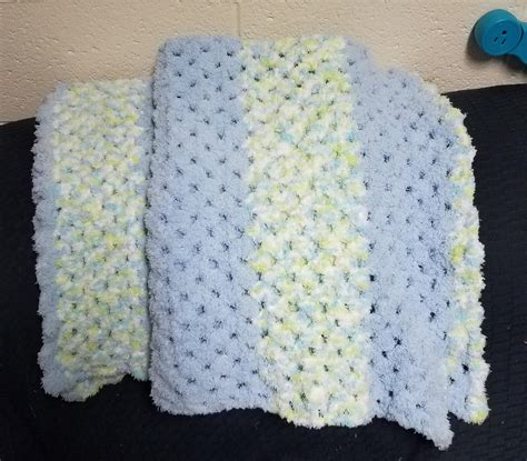 Bernat Pipsqueak Yarn Crochet Baby Blanket Patterns ~ Knitting Ideas DIY