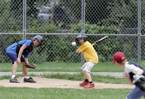 Sandlot sluggers recall youth baseball without uniforms, adults | Las Vegas Review-Journal