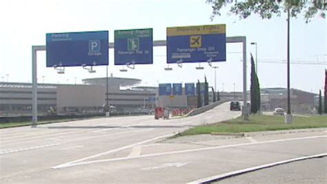 Are you sure you've got parking at Hobby Airport? - ABC13 Houston