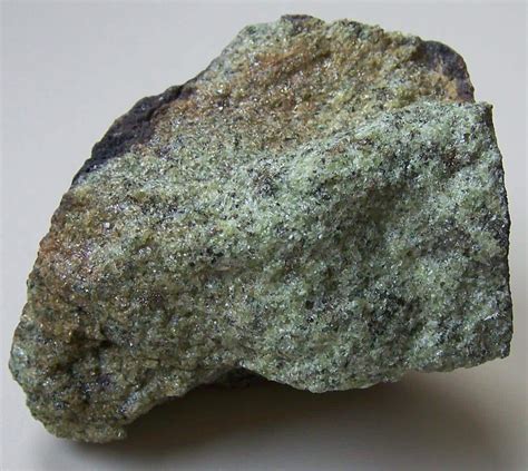 Lherzolite Rock Composition and Occurrence | Geology Base