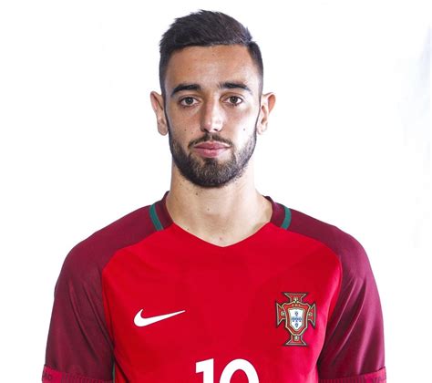 Bruno Fernandes (Portugal) | International football, Mens tops ...