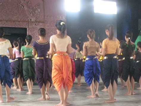 Royal Cambodian Ballet – Michelle Potter